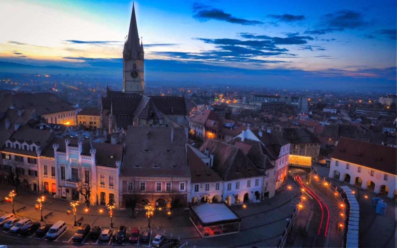 Via Del Centro Apartment Sibiu Exterior photo