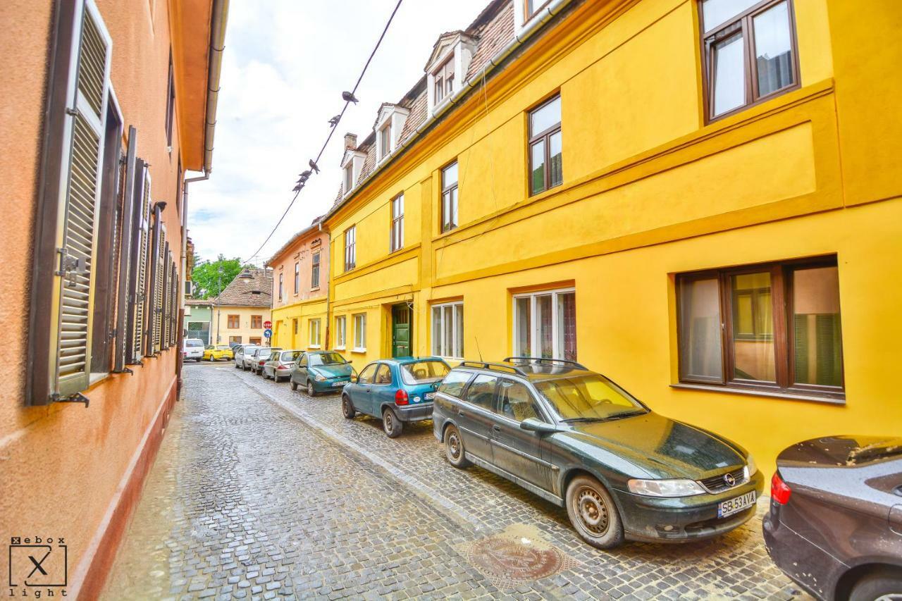 Via Del Centro Apartment Sibiu Exterior photo